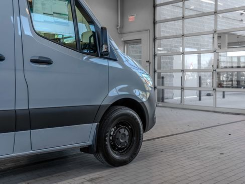 New 2025 Mercedes-Benz Sprinter 2500 image 26