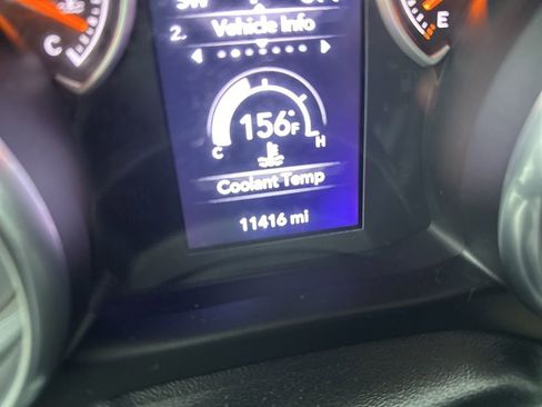 Used 2023 Jeep Wrangler Sport image 23