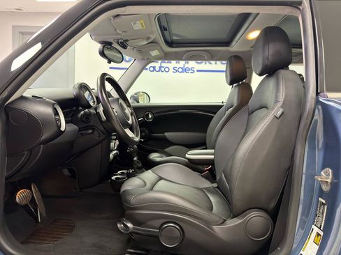 Used 2010 MINI Cooper S FWD image 9