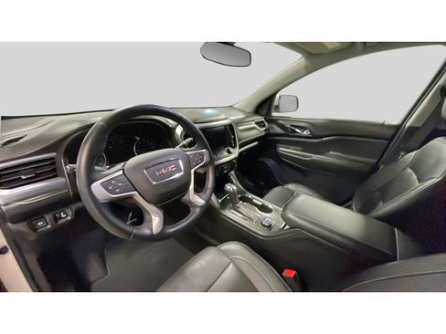 Used 2018 GMC Acadia SLT image 10