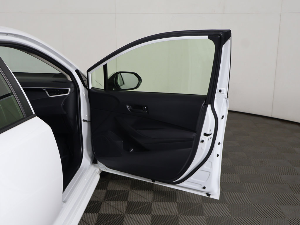 Used 2024 Toyota Corolla LE FWD image 16