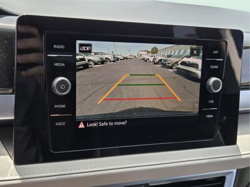 New 2026 Volkswagen Taos SE FWD image 26