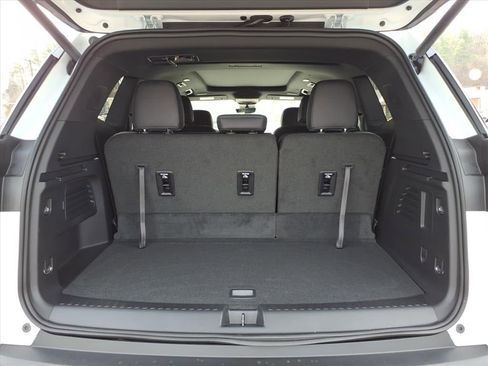 New 2026 GMC Acadia AT4 w/ Luxury Package image 7