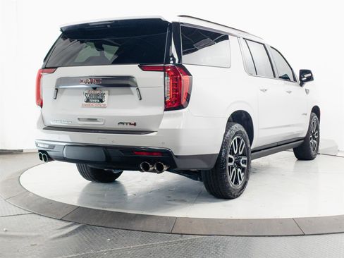 Used 2024 GMC Yukon XL AT4 w/ AT4 Premium Package AWD/4WD image 13