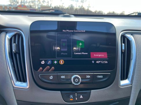 Used 2020 Chevrolet Malibu LT image 25