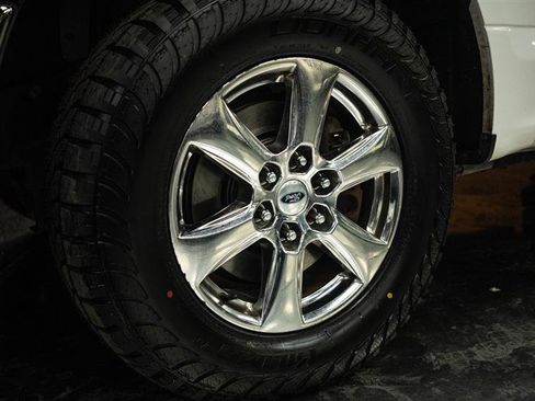 Used 2018 Ford F150 XLT w/ Equipment Group 301A Mid AWD/4WD image 3
