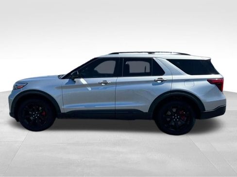 Used 2021 Ford Explorer ST w/ Equipment Group 401A AWD/4WD image 2