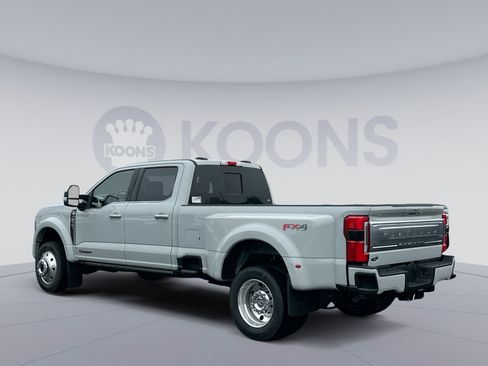 New 2026 Ford F450 Platinum w/ Platinum Plus Package AWD/4WD image 4