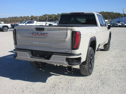 New 2026 GMC Sierra 3500 AT4 image 5