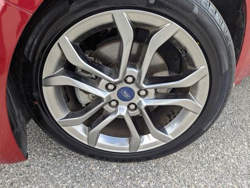 Used 2020 Ford Fusion SEL image 29