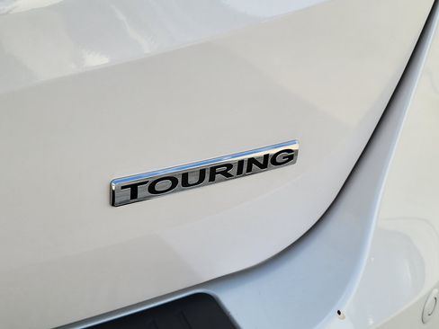 Used 2025 Honda Odyssey Touring image 8