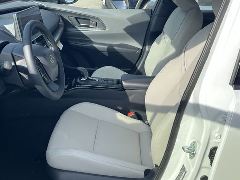 New 2026 Toyota Prius XLE image 7
