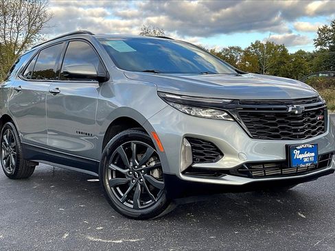 Used 2024 Chevrolet Equinox RS w/ RS Leather Package image 34