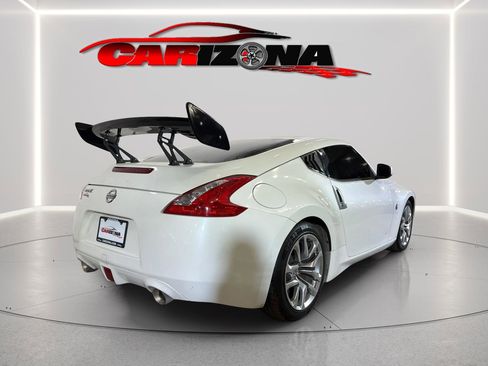 Used 2014 Nissan 370Z Coupe RWD image 10