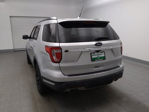 Used 2019 Ford Explorer Limited w/ Class III Trailer Tow Package FWD image 6