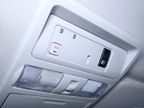 Used 2018 Nissan Titan Platinum Reserve image 26