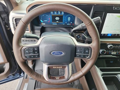 Used 2024 Ford F250 King Ranch image 18