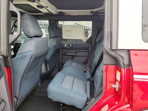 New 2026 Ford Bronco Heritage Edition image 6