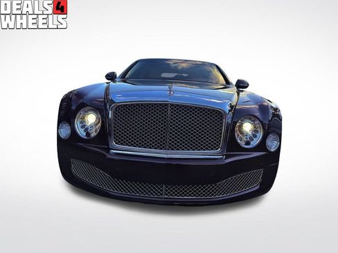 Used 2012 Bentley Mulsanne RWD image 3
