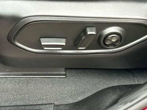 Used 2024 Jeep Grand Cherokee Limited image 22