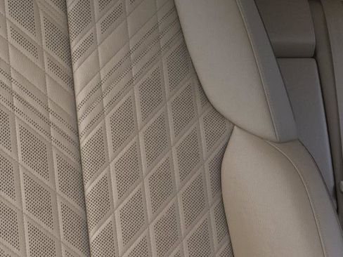 New 2026 Cadillac Lyriq Signature Luxury w/ Nappa Leather Package RWD image 42