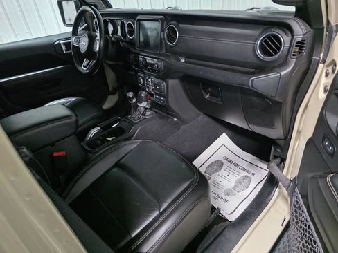 Used 2020 Jeep Gladiator Overland AWD/4WD image 7