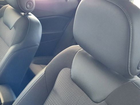 Used 2024 Chevrolet Trax LT image 15