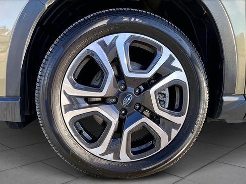 Used 2023 Subaru Ascent Limited w/ Technology Package image 10