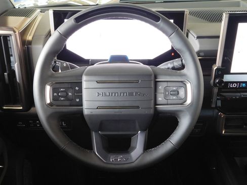 New 2025 GMC Hummer EV 3X w/ LPO, Dark Essentials Package image 16