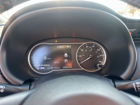 Used 2020 Nissan Kicks SR FWD image 18