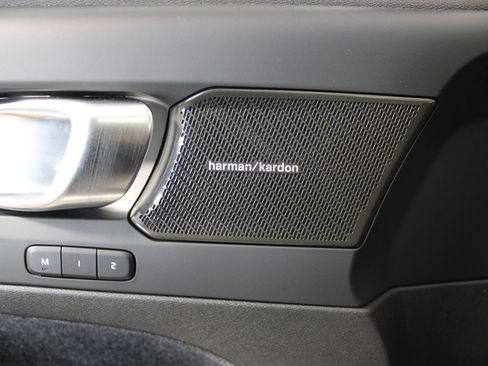 Used 2023 Volvo C40 P8 Recharge Ultimate w/ Protection Package Premier AWD/4WD image 12