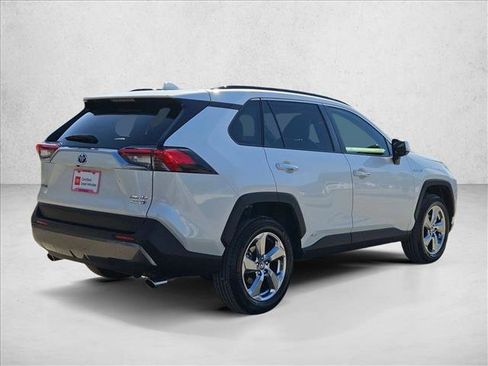 Certified 2020 Toyota RAV4 Limited image 5