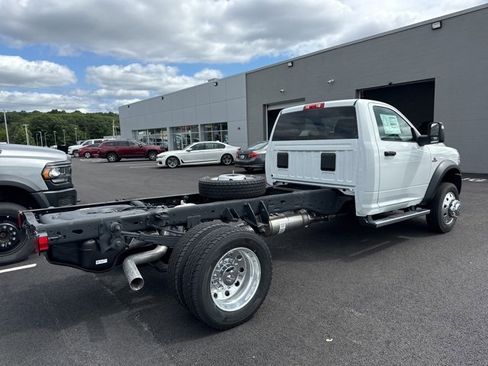 New 2024 RAM 5500 Tradesman image 3