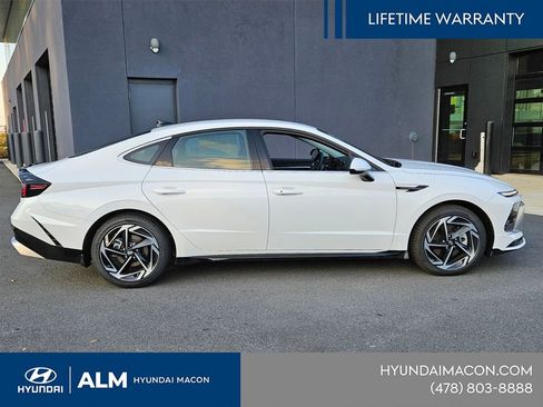 New 2026 Hyundai Sonata SEL FWD image 11