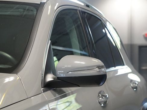 Used 2024 Mercedes-Benz GLE 350 4MATIC image 7