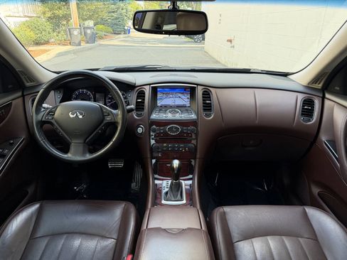 Used 2017 INFINITI QX50 AWD w/ Technology Package image 28