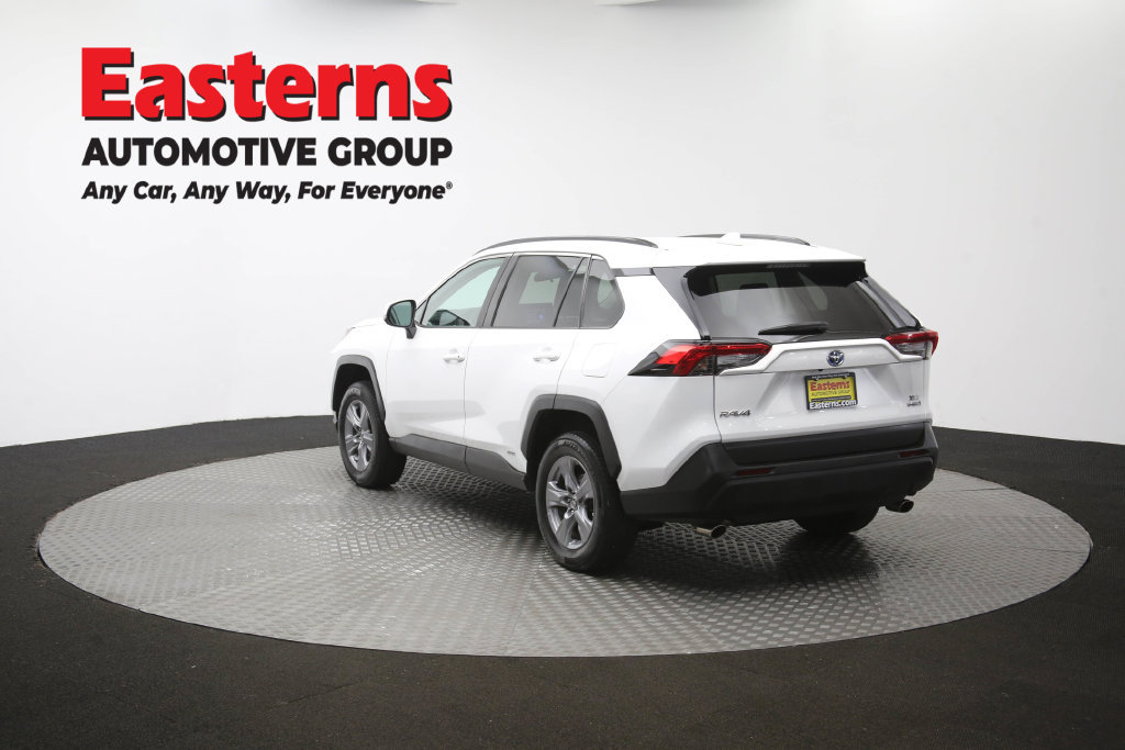 Used 2022 Toyota RAV4 XLE AWD/4WD image 65