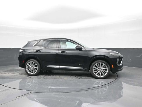 New 2025 Buick Envision Avenir image 8