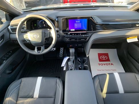New 2026 Toyota Camry SE image 16