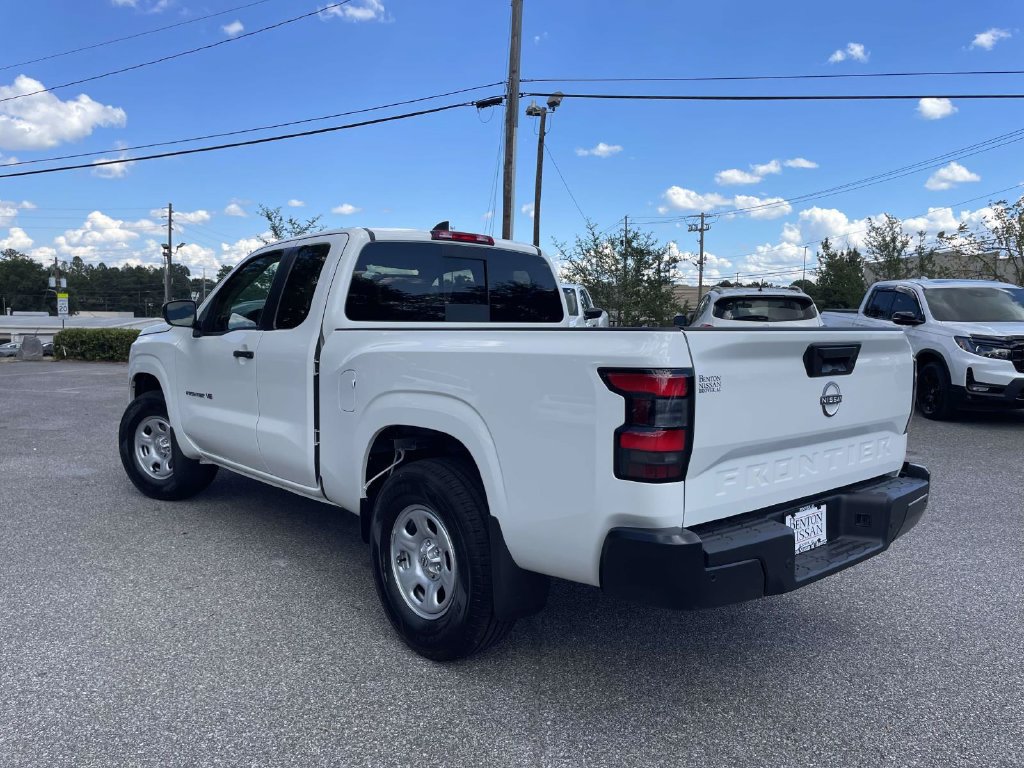 New 2027 Nissan Frontier S RWD image 4