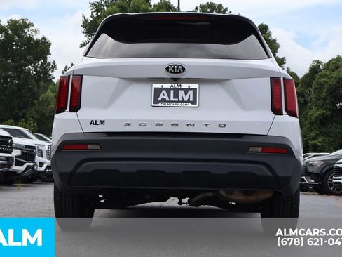 Used 2021 Kia Sorento LX FWD image 6