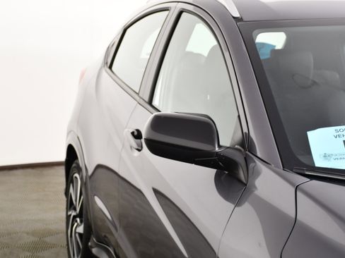 Used 2020 Honda HR-V Sport image 14