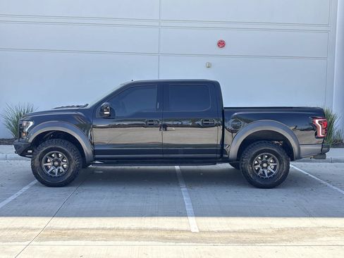 Used 2019 Ford F150 Raptor w/ Equipment Group 802A Luxury AWD/4WD image 7