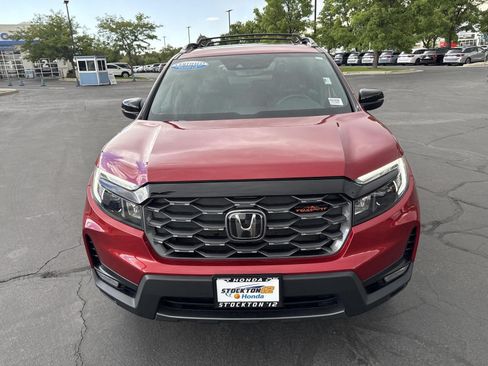 Certified 2024 Honda Passport TrailSport image 3