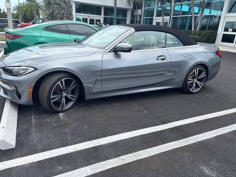 Used 2024 BMW 430i Convertible w/ Premium Package RWD image 7