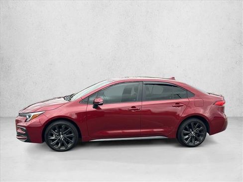 Used 2024 Toyota Corolla SE image 8