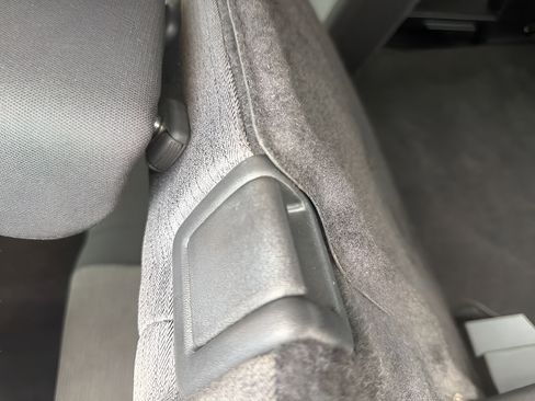 Used 2023 Nissan Rogue SV FWD image 23