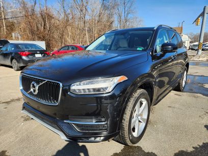 Used 2017 Volvo XC90 T5 Momentum w/ Vision Package