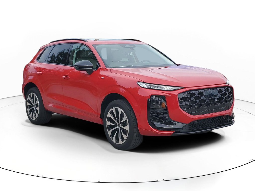 New 2026 Audi Q3 quattro 2.0T AWD/4WD image 1