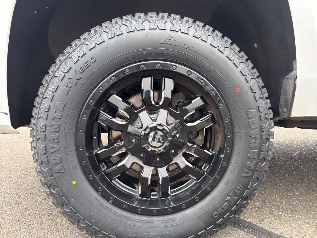 Used 2017 Chevrolet Tahoe LT AWD/4WD image 12